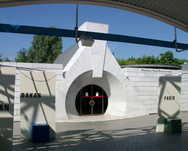 Pavillon Paul Delouvrier by Óscar Tusquets, Parc de La Villette, Avenue Jean Jaurès, Quartier du Pont-de-Flandre, 19th arrondissement, Paris