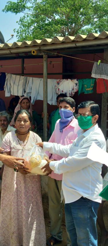 *बुद्धिस्ट इंटरनॅशनल नेटवर्क व बहुजन क्रांति मोर्चा यांच्या माध्यमातून गरजूंना *"एक हात मदतीचा"*