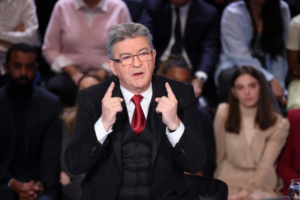 Présidentielle 2022 : Mélenchon est le candidat le plus complaisant avec l’islamisme, selon un sondage