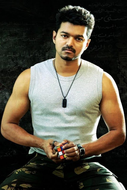 Thuppakki Stills