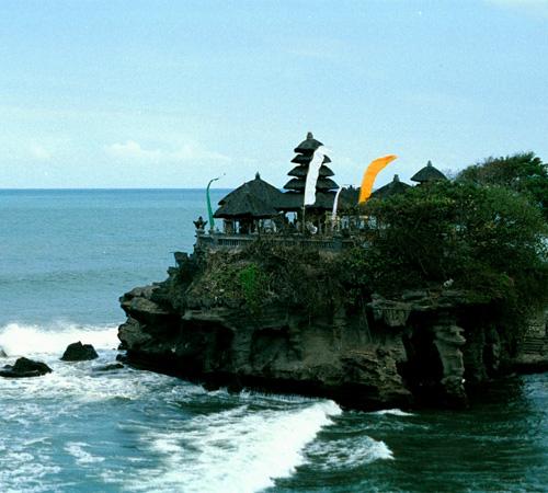 Dolphin Tour Travel Ticketing Melayani Wisata di Bali  