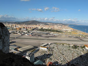 . gun emplacementNotice the road that crosses the airport's runway (jock balcony )