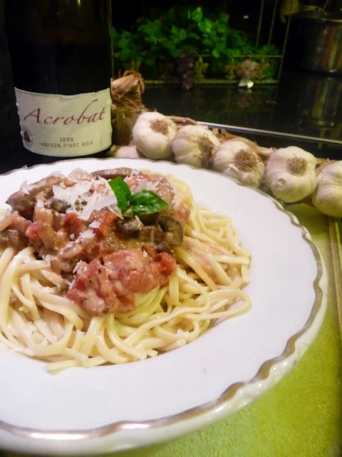 Sweet Italian Chicken Sausage with Tomato Cream Sauce over Linguine | by Life Tastes Good #Italian #Sausage #Pasta