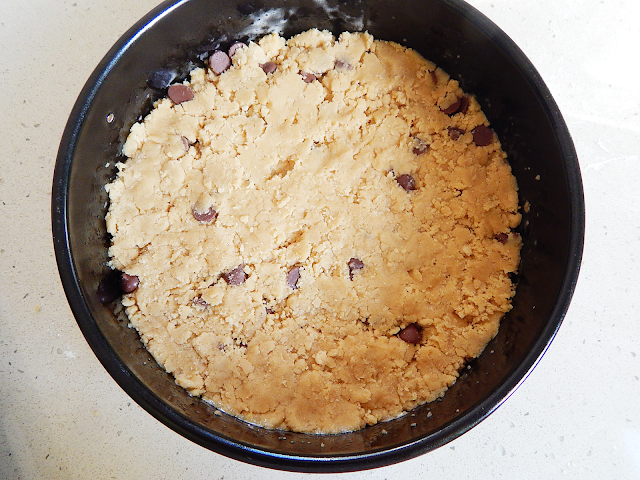 chocolate chip cookie dough base