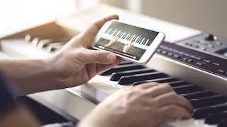 Online Piano Practice