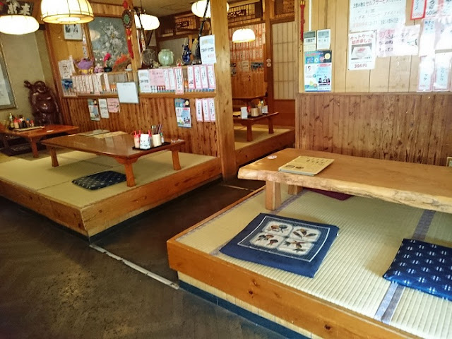 とんかつ・寿司・海産物のお店 ゆきのの店内の写真