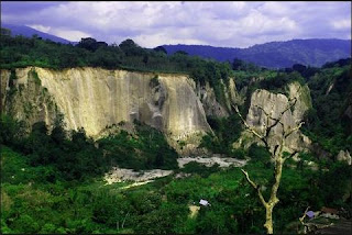  Gambar Pemandangan Alam Indonesia Yang Paling Indah dan Keren 