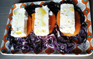 Ensalada de col lombarda con boniato asado