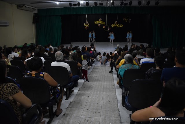 População reclama da situação de abandono do Teatro Municipal de Santa Cruz do Capibaribe