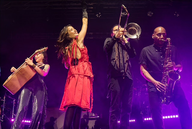 Recientemente Monsieur Periné, estrenó dos versiones live sesion junto a VEVO desde Sevilla, de las canciones Mala Yerba y La Pea.  Los ganadores de un Latin GRAMMY en 2015, alcanzaron el #1 con su éxito ‘Nuestra Canción’ en el TikTok U.S chart y Spotify Global viral Chart y de alcanzar más de 2 mil millones de vistas y 2 Millones de usos. Su último álbum “Encanto Tropical” (2018), fue nominado a los premios GRAMMY, e incluyó el éxito “Bailar Contigo”, que ahora tiene más de 120 millones de reproducciones totales. Actualmente celebran su galardón a Mejor Álbum de Música Alternativa por "Bolero Apocalíptico", reconocimiento que les fue entregado en la 24a Entrega Anual de los Latin Grammy.