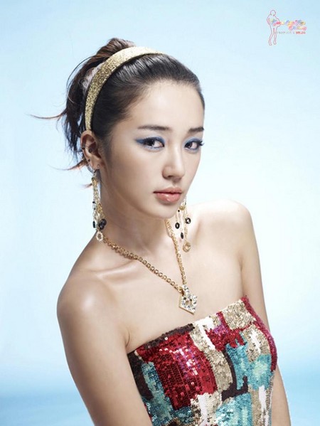 Yoon Eun-Hye - Wallpaper Actress