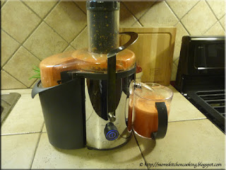 extracting carrot juice