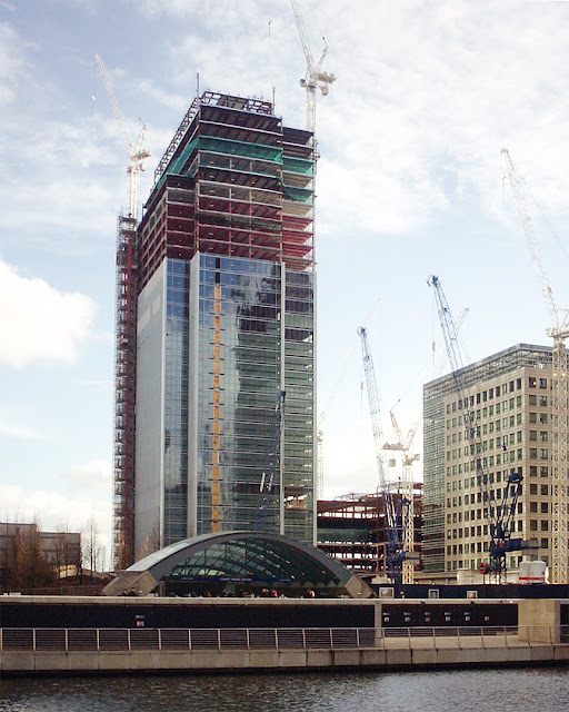 10 Upper Bank Street, Canary Wharf, London