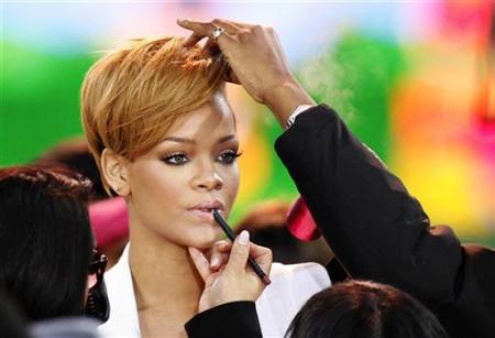 New Rihanna Hairstyle