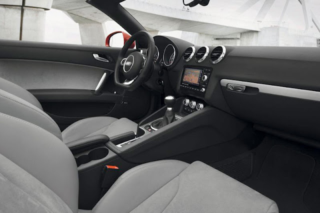 2011 Audi TT Roadster Front Interior