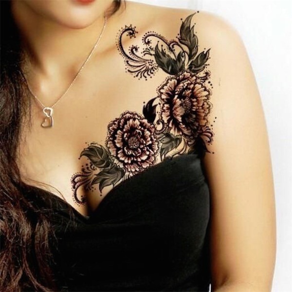 flor_no_peito_tatuagens