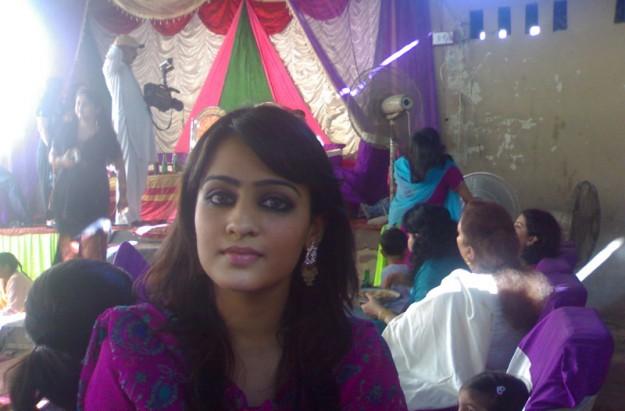 Cute Tanisha Enjoying Her Cousin's Wedding Ceremony