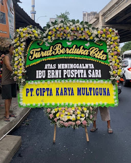 Karangan bunga papan turut berduka cita www.harapanflorist.com