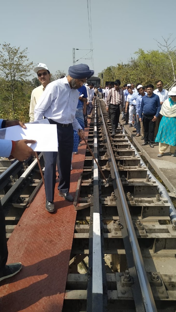 उत्तर रेलवे के महाप्रबंधक ने आज प्रयाग, प्रतापगढ़, अमेठी और रायबरेली स्‍टेशनों का निरीक्षण किया