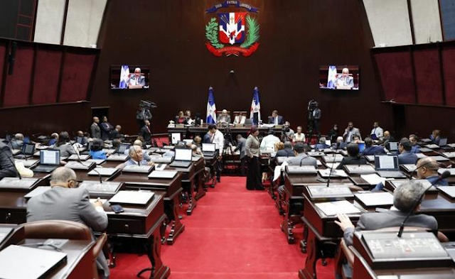 Diputados aprobaron préstamo por 115 millones de dólares para "mejorar conectividad"