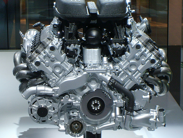 Lamborghini Engines
