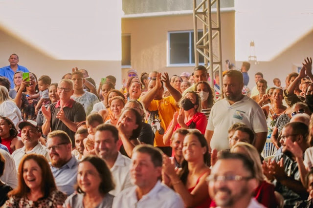 Cícero Lucena entrega 192 apartamentos e anuncia doação de geladeiras e fogões às famílias beneficiadas