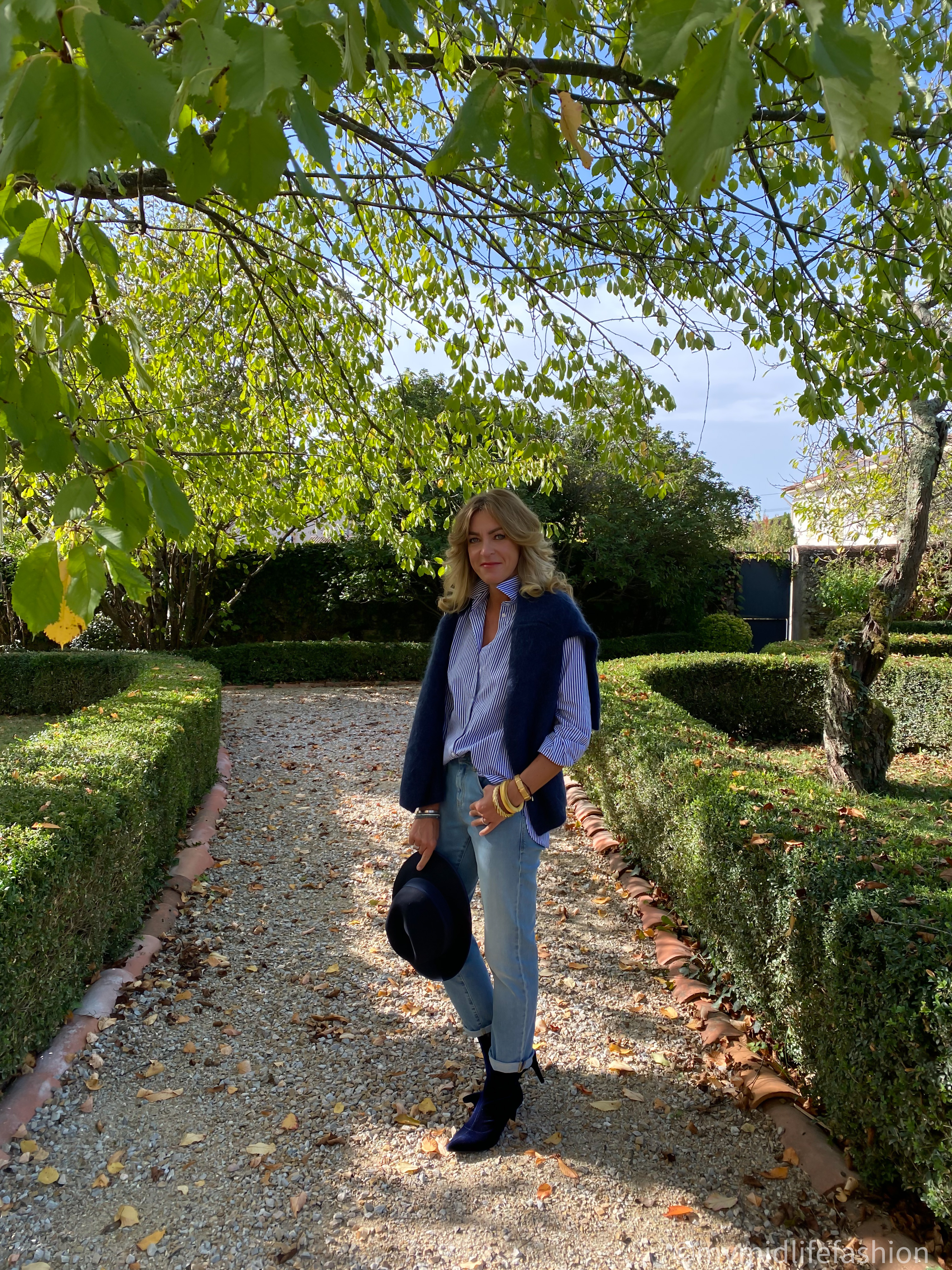 my midlife fashion, baukjen saera organic shirt, baukjen the boyfriend jean, felt fedora hat, h and m mohair jumper, marks and Spencer stiletto heel ankle boots