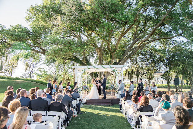 wedding ceremony at tuscawilla country club