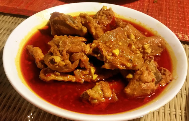 Goalondo Steamer Fowl Curry