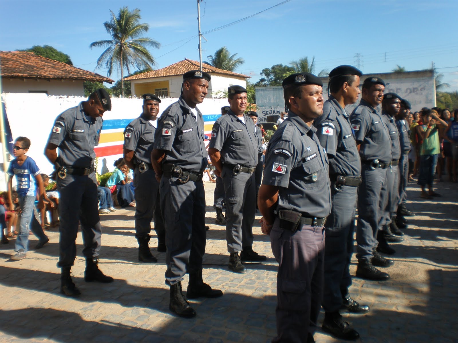 ASSOCIAÇÃO DOS GUARDAS MUNICIPAIS DE PEDRAS DE MARIA DA CRUZ -MG