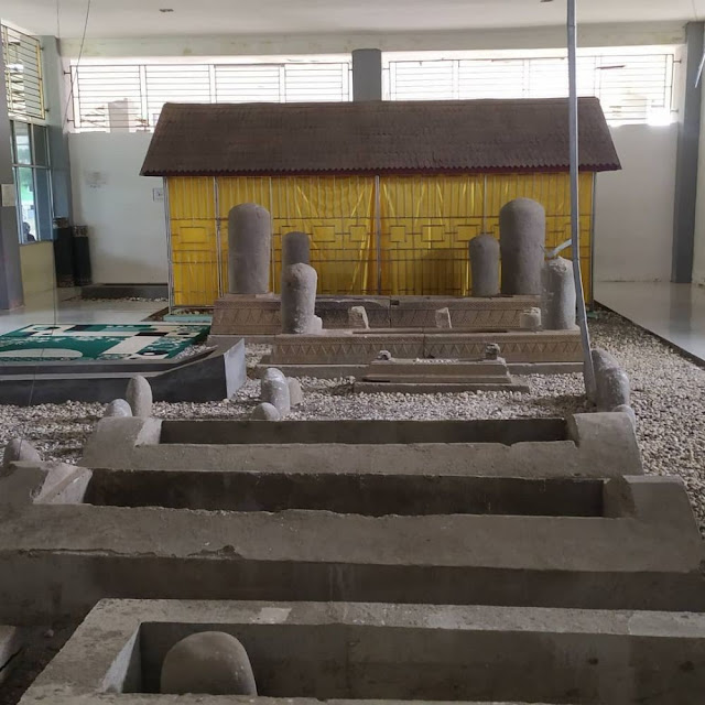 Makam Teungku Syiah Kuala Aceh