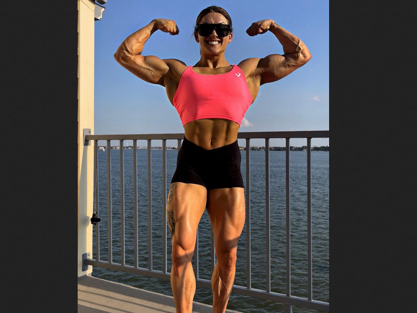 Strong muscle women bodybuilding
