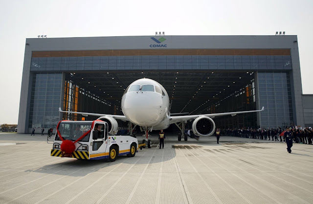 Comac C919 roll out