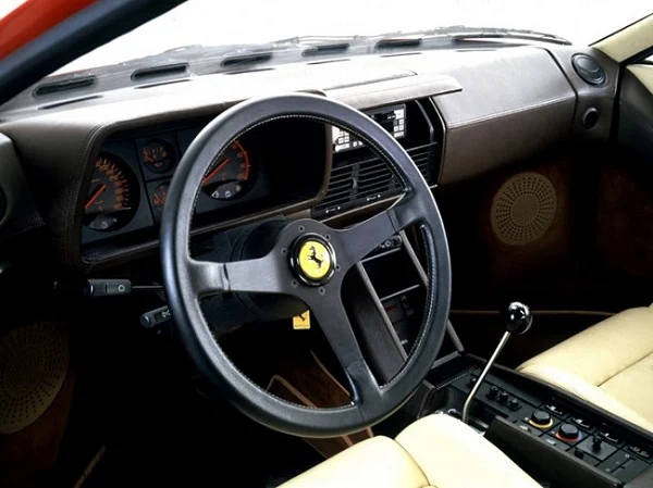 Interior Ferrari Testarossa