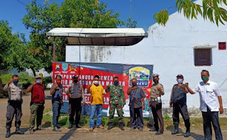 Sosialisasi New Normal Oleh Tim POP Polres Probolinggo Kota Di KTS Kadarsih