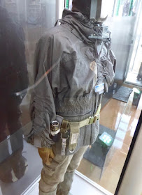 Alien Covenant Daniels costume detail