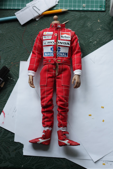 Outfit for Ayrton Senna 1/6 scale action figure 