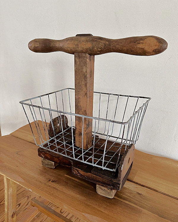 rustic basket with handle and base