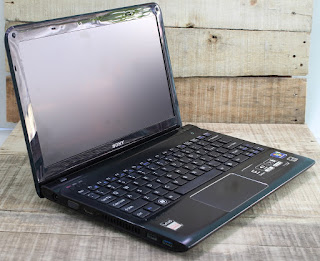 Jual Laptop Sony vaio SVE1115EGB Bekas