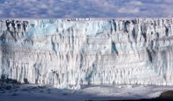 ما حقيقة الجدار الجليدي حول الأرض - معلومات وافية وكافية