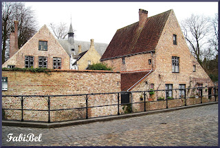 Bruges, ruelles et canaux