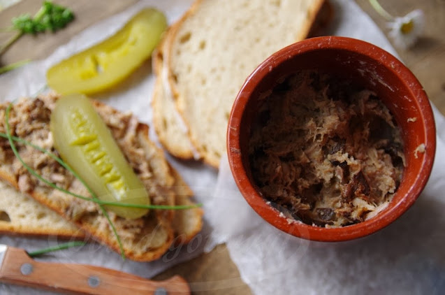 Rillettes - mięsne smarowidło