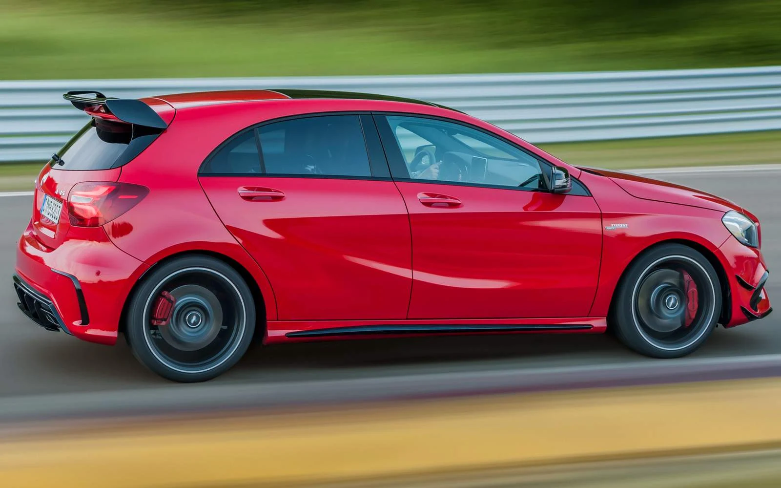 Mercedes-Benz A45 AMG 2016