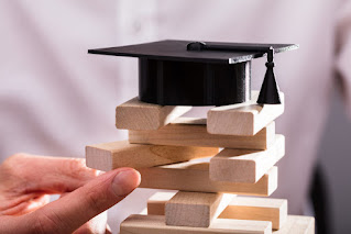 6 factores clave a considerar al elegir una licenciatura o maestría