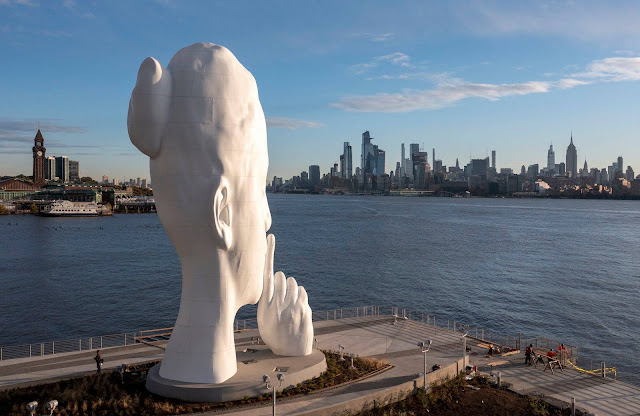 Nueva escultura JaumePlensa Manhattan