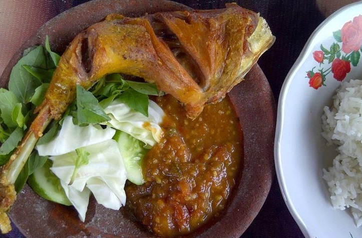 Sering Gagal Membuat Ayam Goreng Selezat di Warung