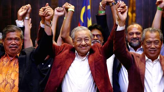 RASMI: Malaysia Sah Diambil Alih Oleh Pakatan Harapan & Kerajaan Malaysia Yang Baharu Bakal Dibentuk Hari Ini