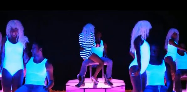 nicki minaj super bass video glow in the dark. The glow in the dark lapdance