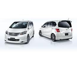 harga mobil honda freed