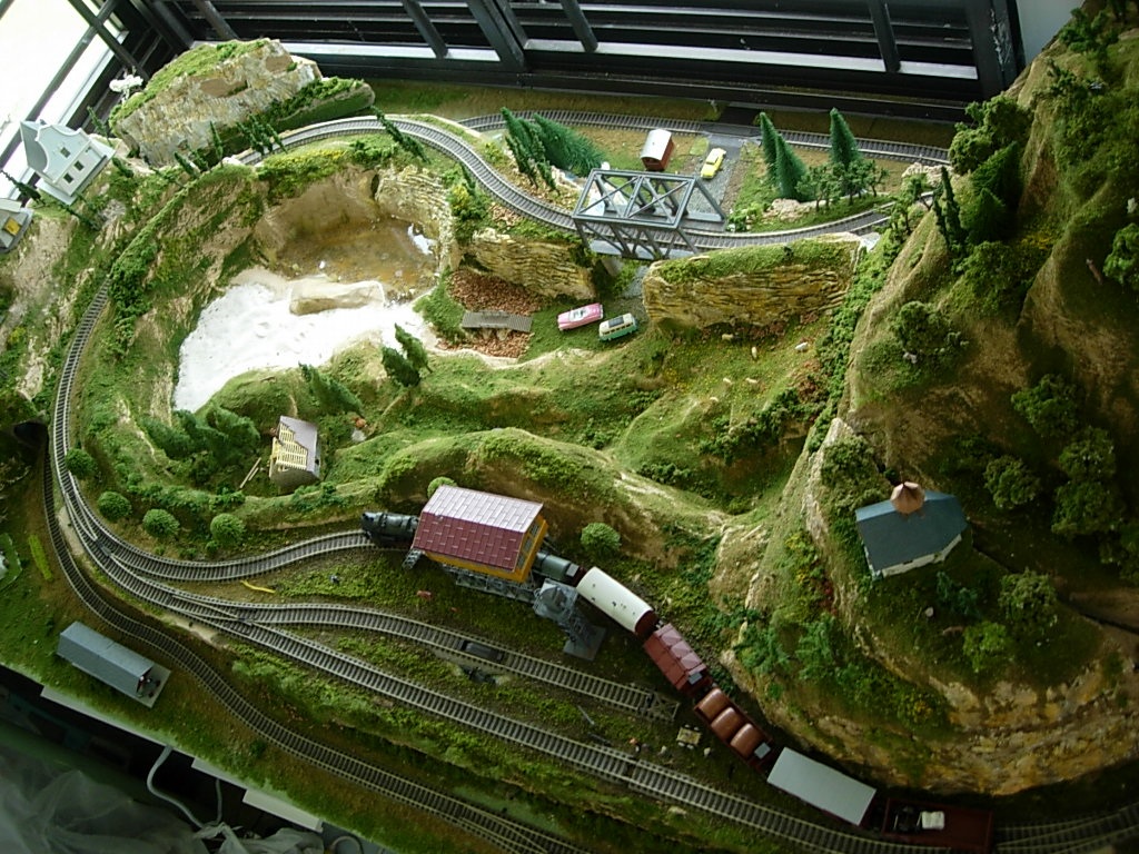 ho scale model railroading reynaulds marklin trains